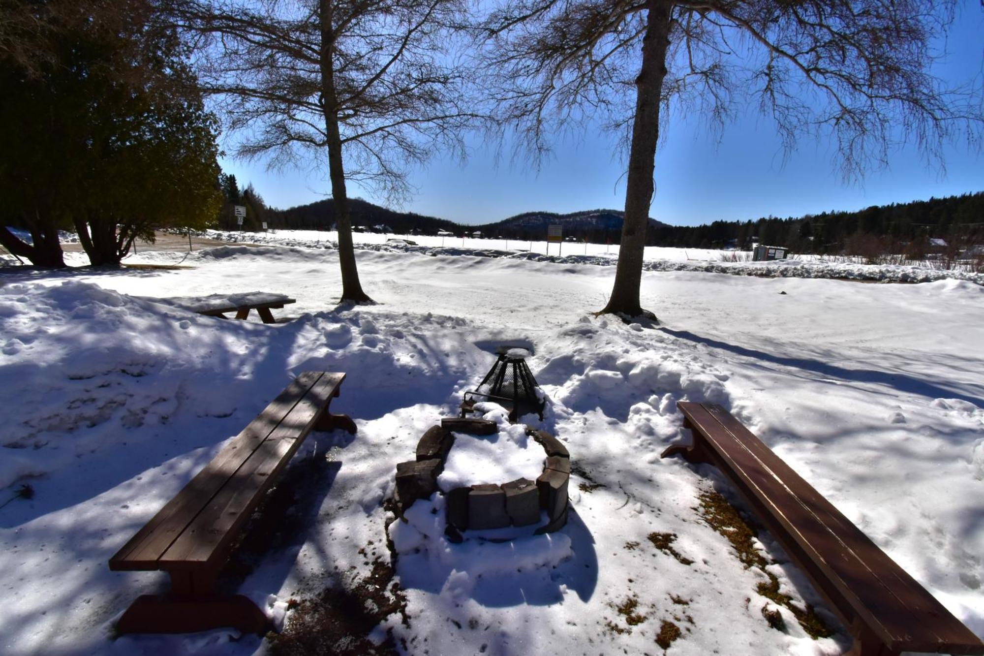 Emme Chalets Sainte-Lucie-de-Doncaster Esterno foto