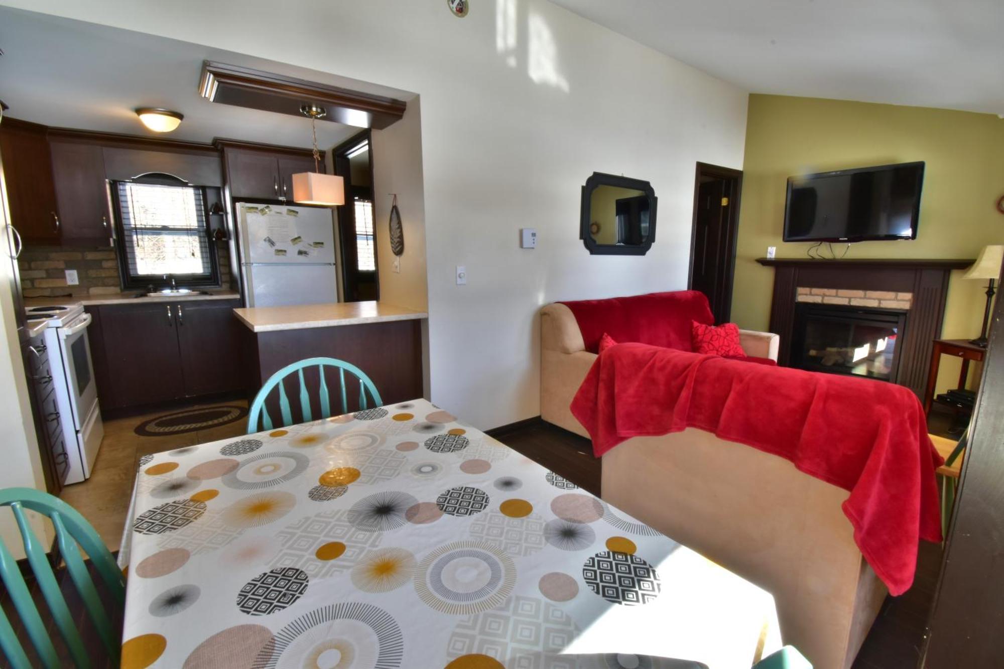 Emme Chalets Sainte-Lucie-de-Doncaster Esterno foto