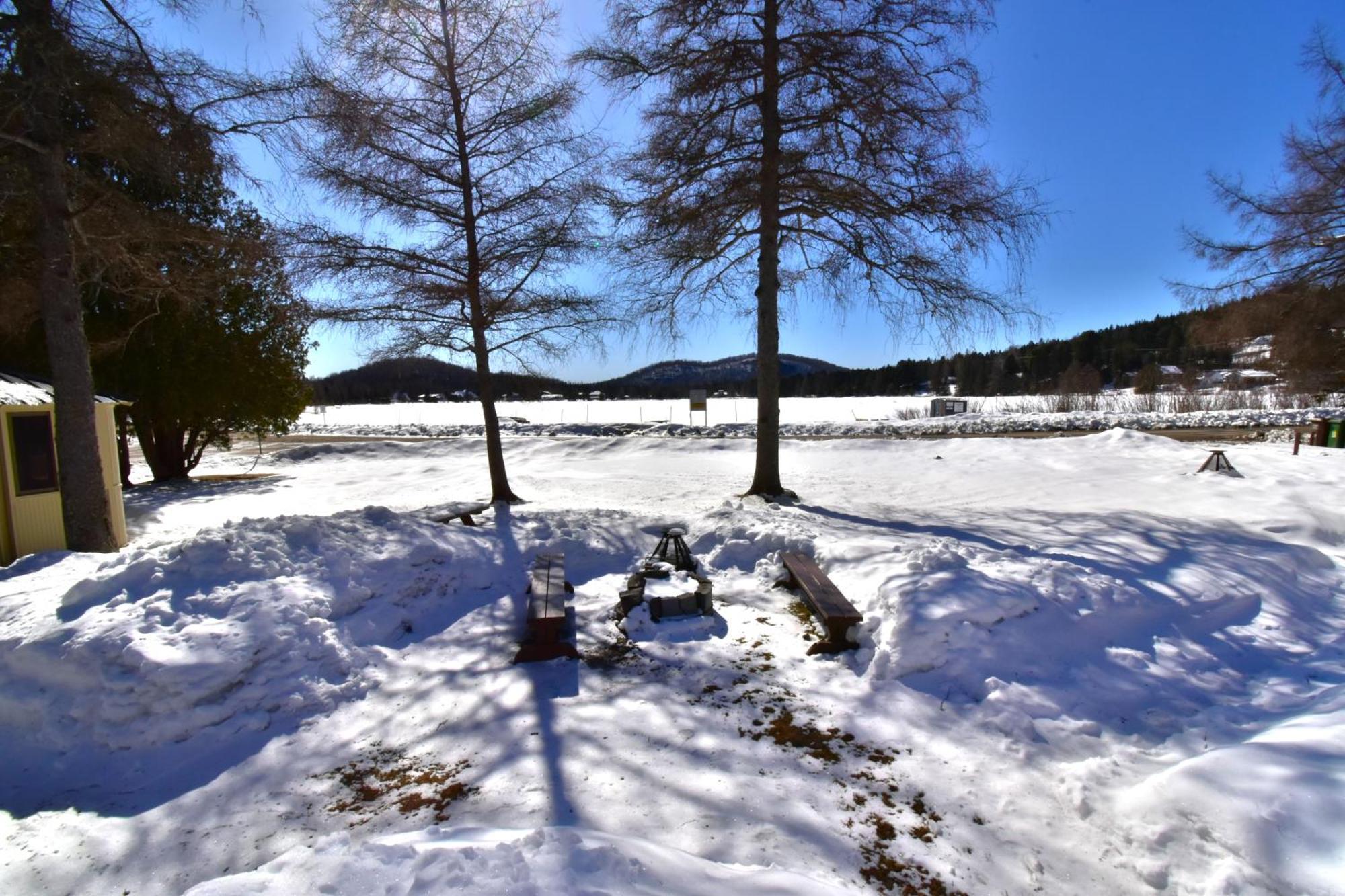 Emme Chalets Sainte-Lucie-de-Doncaster Esterno foto