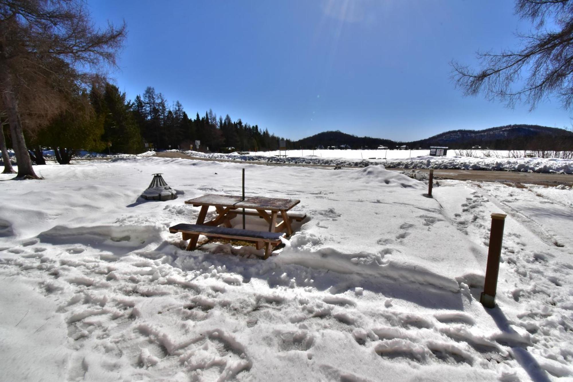 Emme Chalets Sainte-Lucie-de-Doncaster Esterno foto