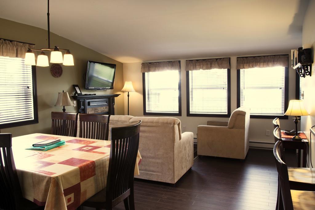 Emme Chalets Sainte-Lucie-de-Doncaster Camera foto